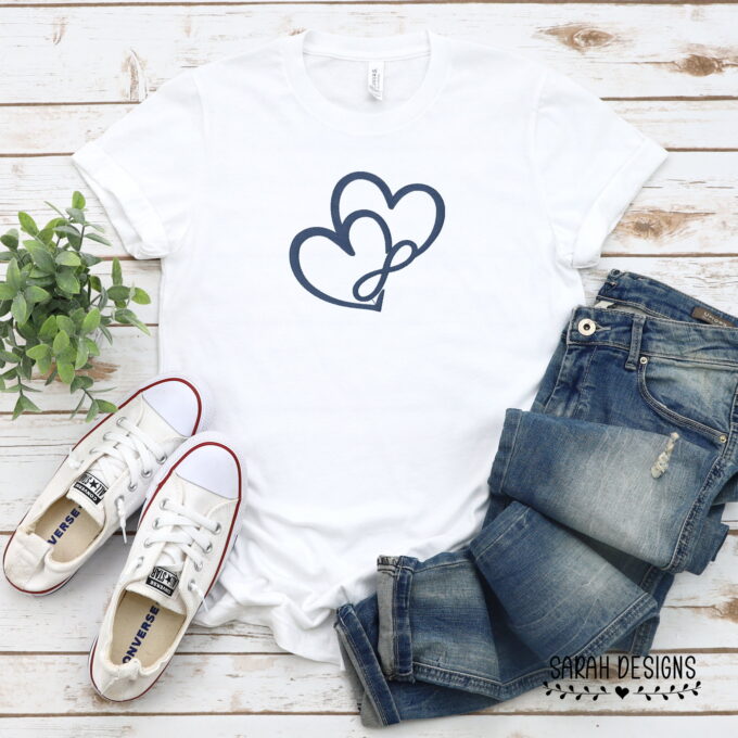 Stickdatei Herzen mit unendlichkeit in 13 groessen gespeichert im Füllstich Embroidery Design 2 Hearts Shirt